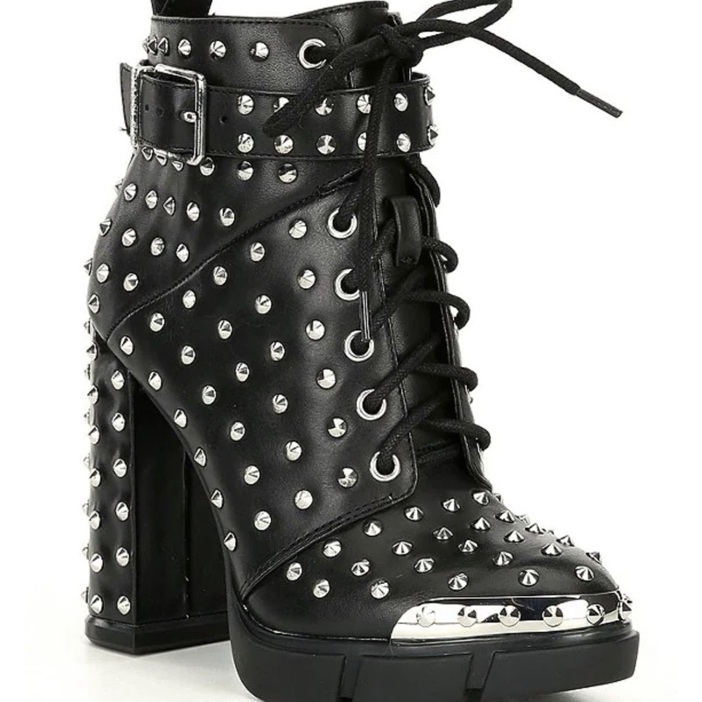 Gianni Bini Rhiannen Studded Chunky Boots Size 8.5 M